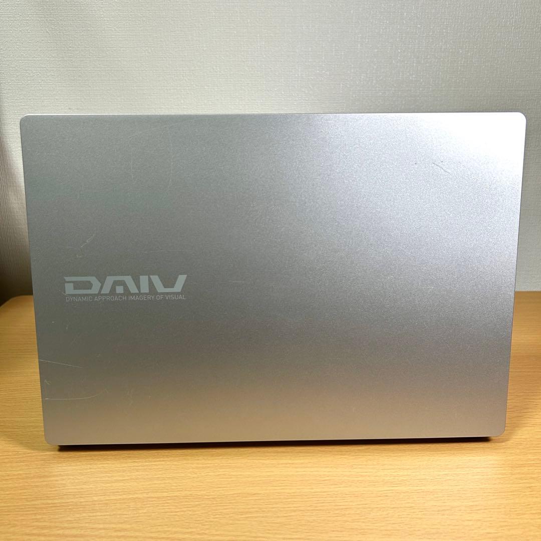 マウス DAIV Z4 I7I01SR-A i7 32GB 1TB 14インチ
