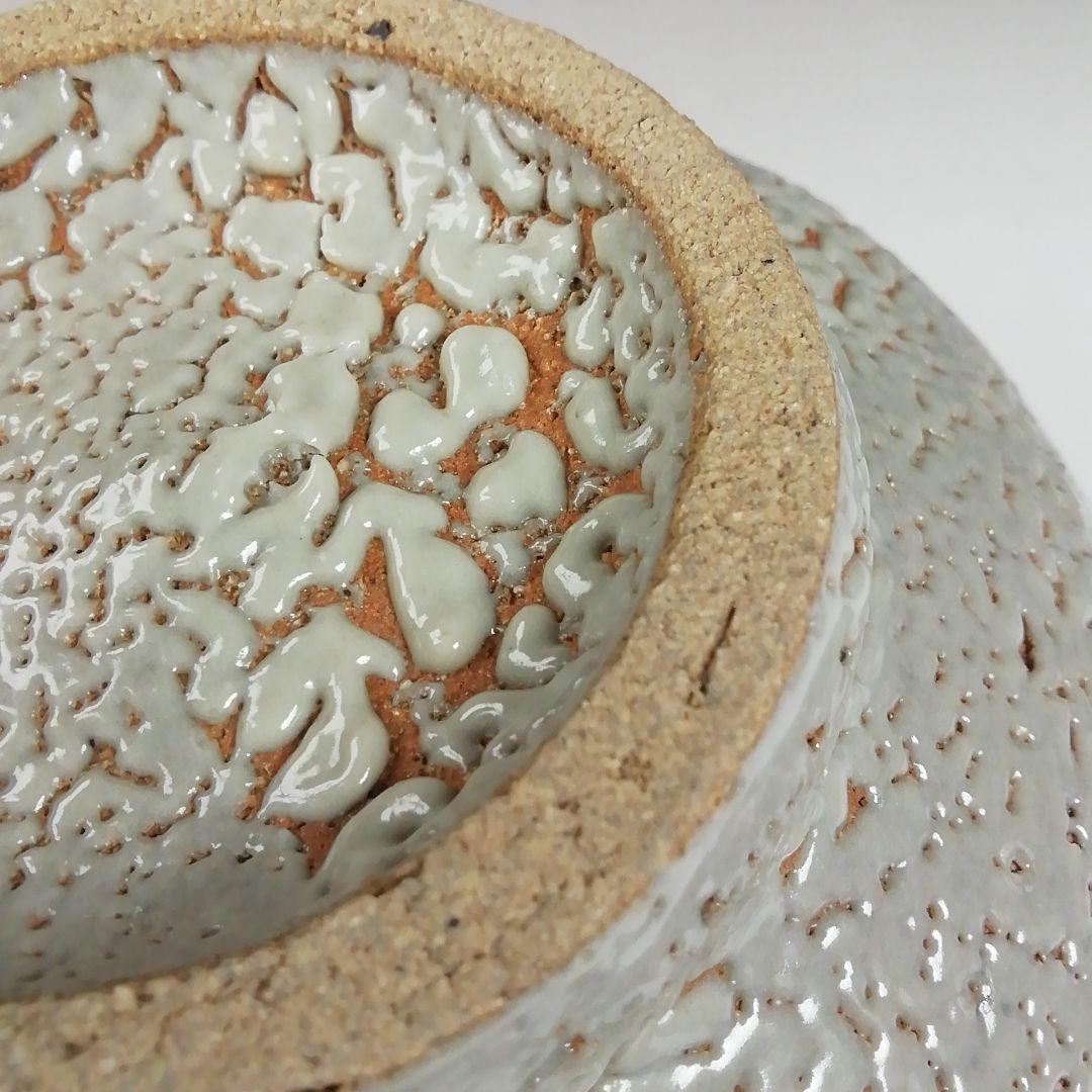 Ｗ１４２　茶碗　『肥前黒牟田焼』『鉄絵草花文』『丸田正美 造』　共箱　茶道具