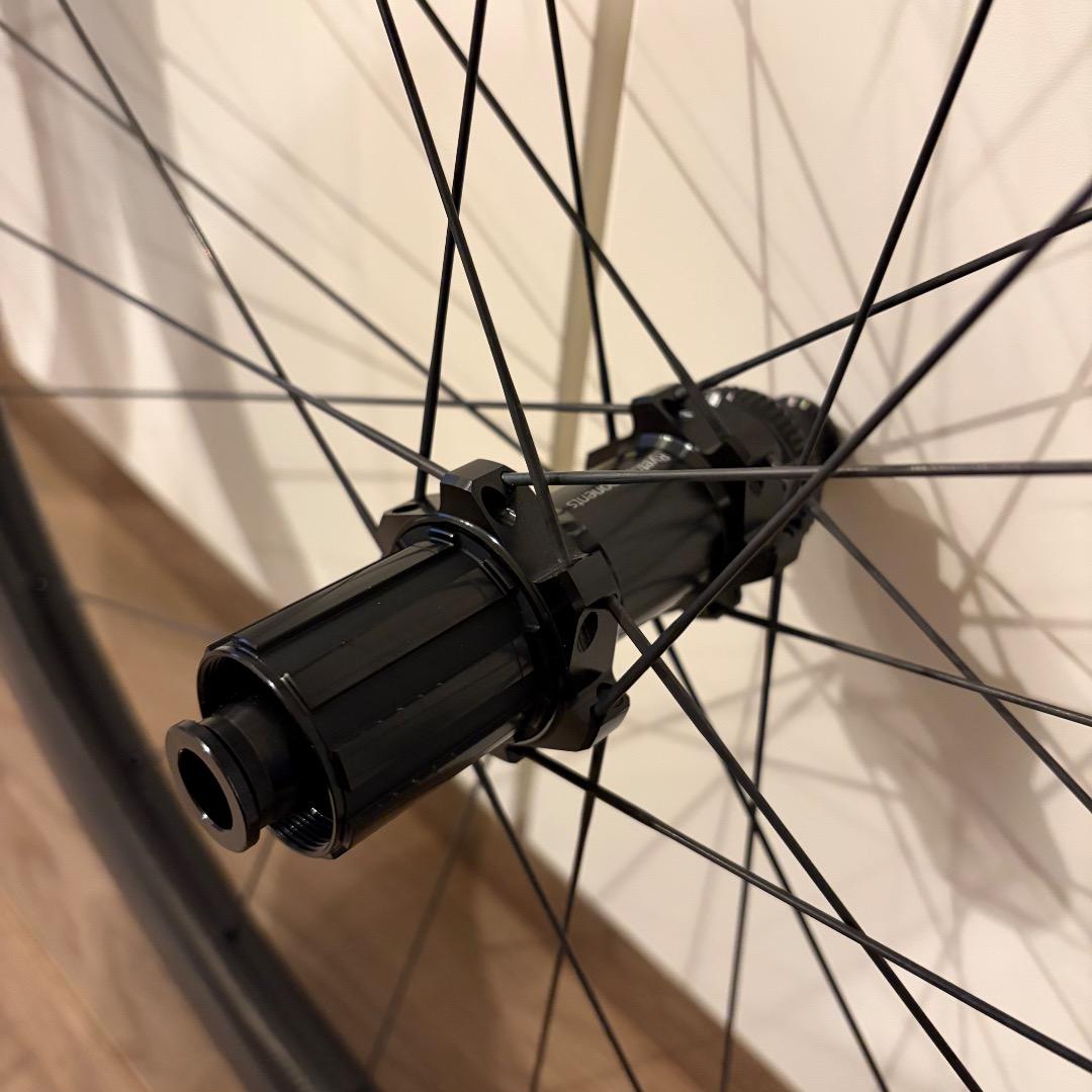 RYET ディスクブレーキ用 700C カーボンホイール　50mmハイト