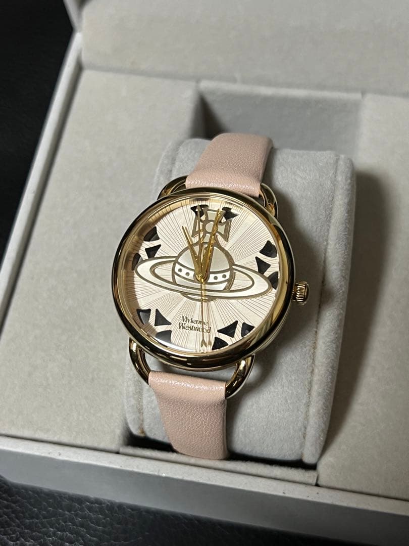 新品未使用Vivienne Westwood腕時計