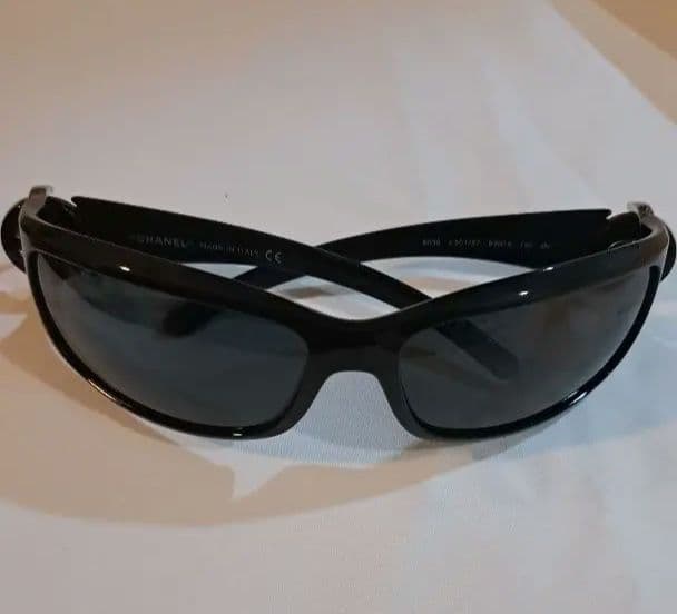 CHANEL　サングラス　ブラック