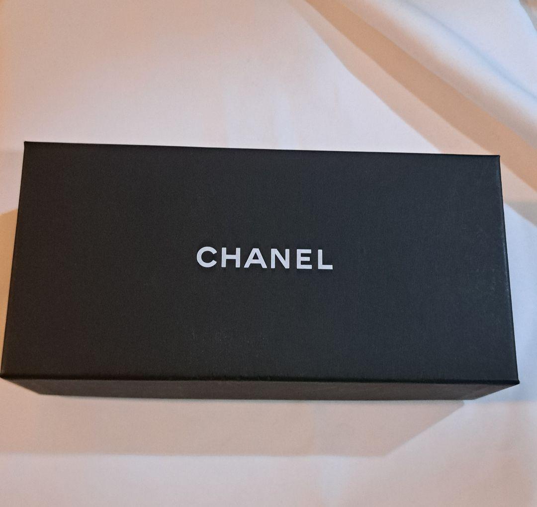CHANEL　サングラス　ブラック