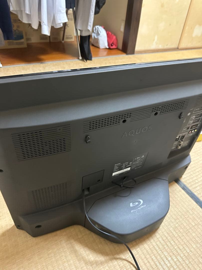 【美品】SHARP シャープ　Blu-ray内蔵TV 32インチ