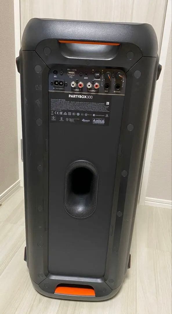 JBL party box 300 Bluetoothスピーカー