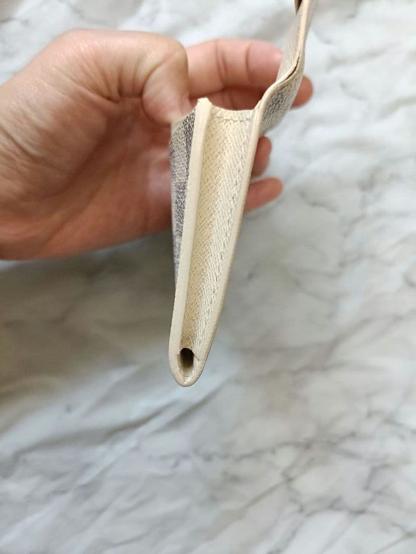 LOUIS VUITTON　ルイヴィトン　名刺入れ　カードケース