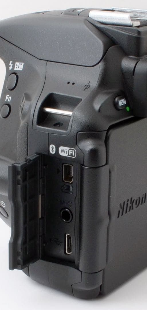 S数約1400回！Nikon D5600★Wi-Fi内蔵★超美品★すぐ使える