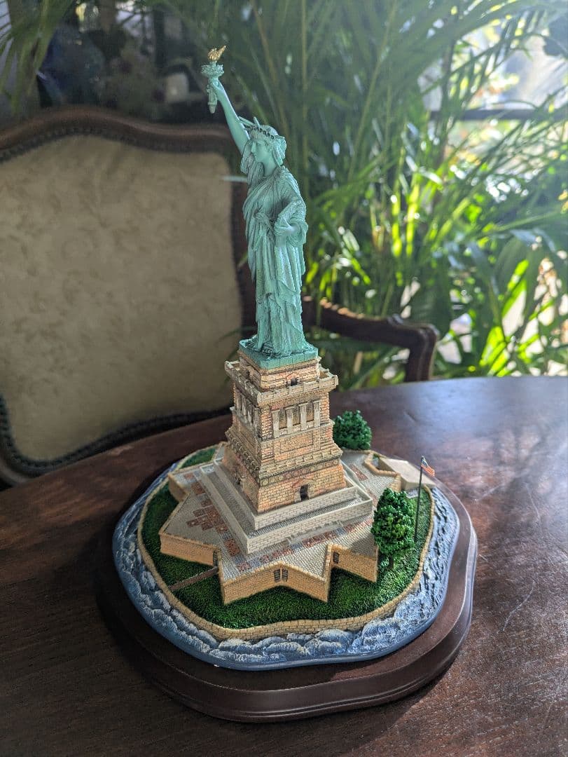 希少 公式限定品！美しい 自由の女神 像 証明書付 アメリカ