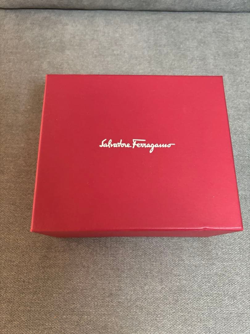 Salvatore Ferragamo アナログ時計 チョコレートブラウン