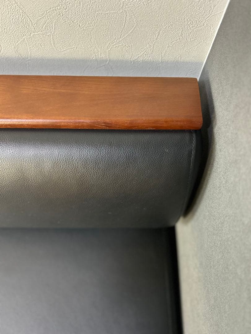 ソファー　カウチソファー黒 合成皮革ソファ125cm直接引き取りダイニングソファ