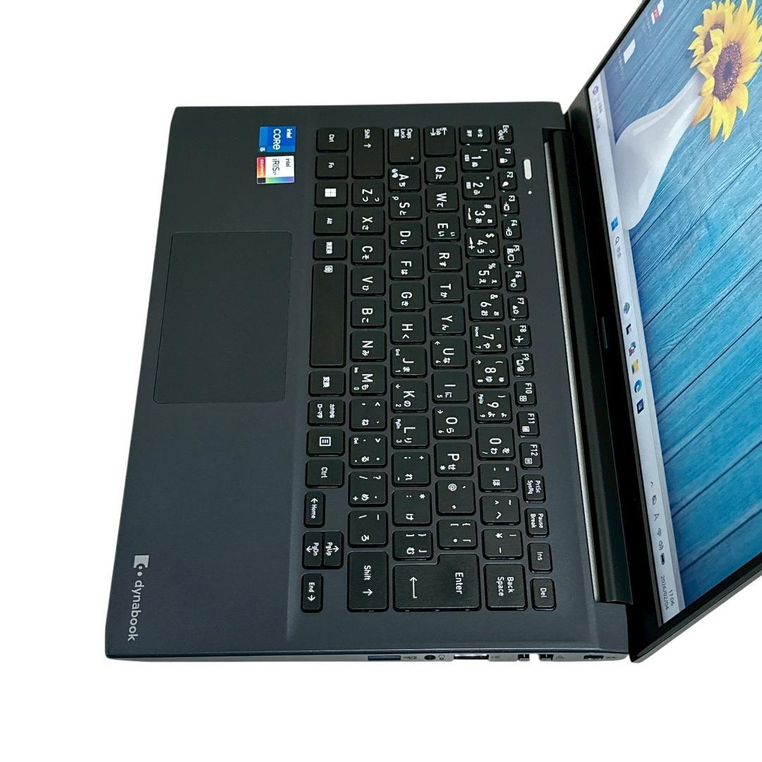 【極美品】東芝　2023年製 i5 16GB 256G ノートパソコン 787