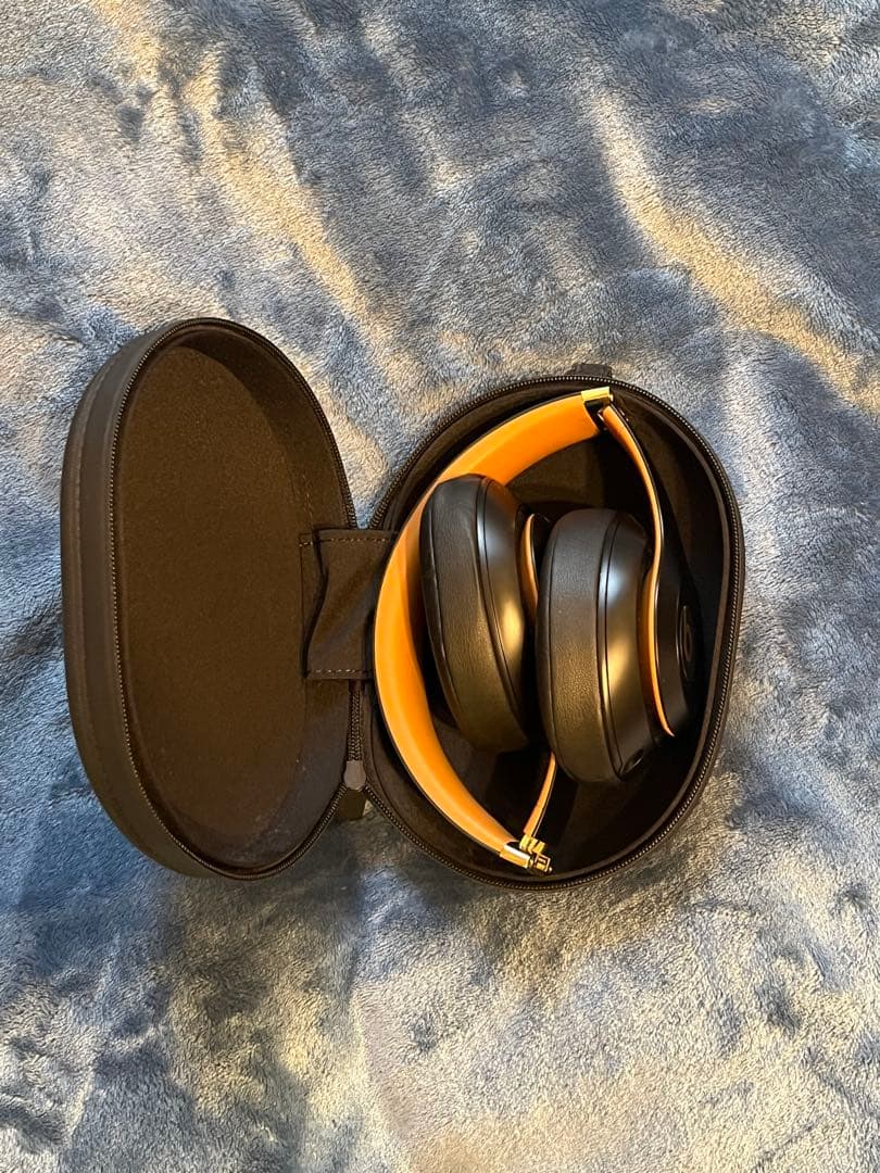 Beats Studioミッドナイトブラック　ケース、オーディオ、充電ケーブル付