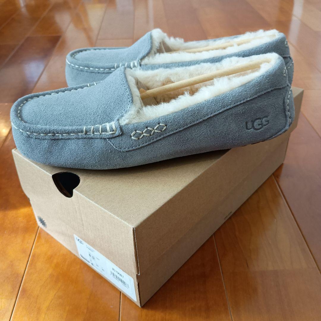 専用　UGG Ansley グレー　LGRY モカシン スリッポン 8D