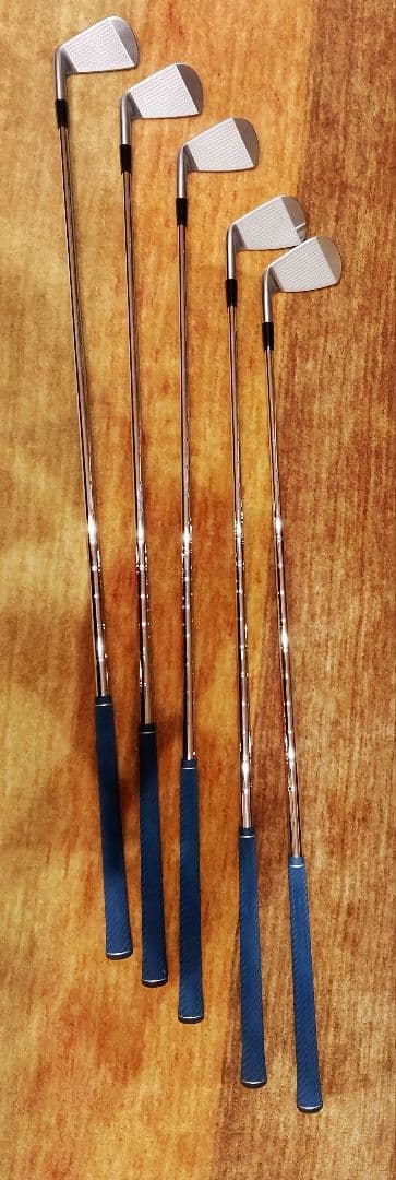 （極美品）ONOFF　2024 KURO 6-P（5本セット）