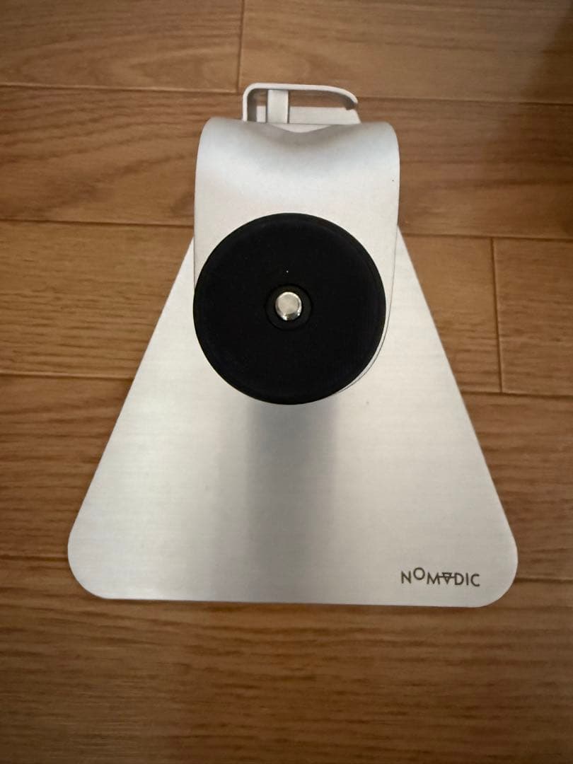 NOMADIC E1000 プロジェクター本体