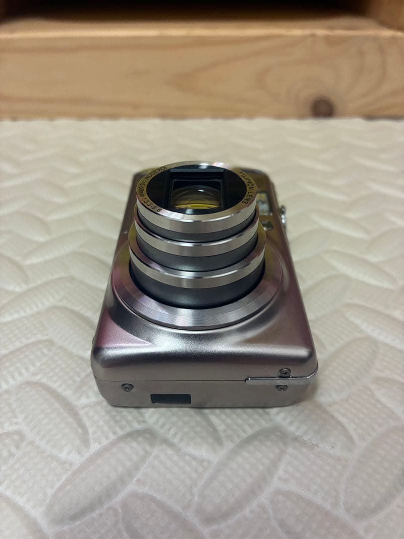 fujifilm&富士フイルム　f80exr シルバー　デジタルカメラ