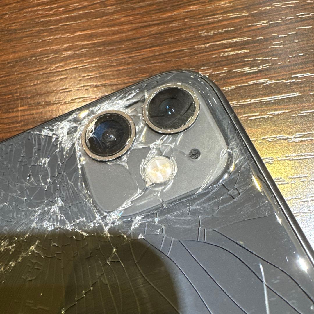 SIMフリーiPhone11 256GB「ブラック」