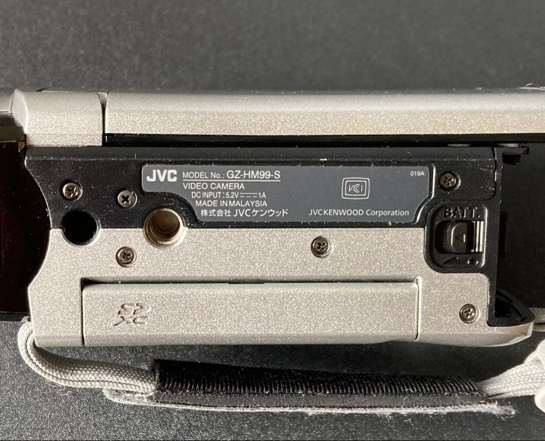 ビクター（JVC）　ビデオカメラ　エブリオ