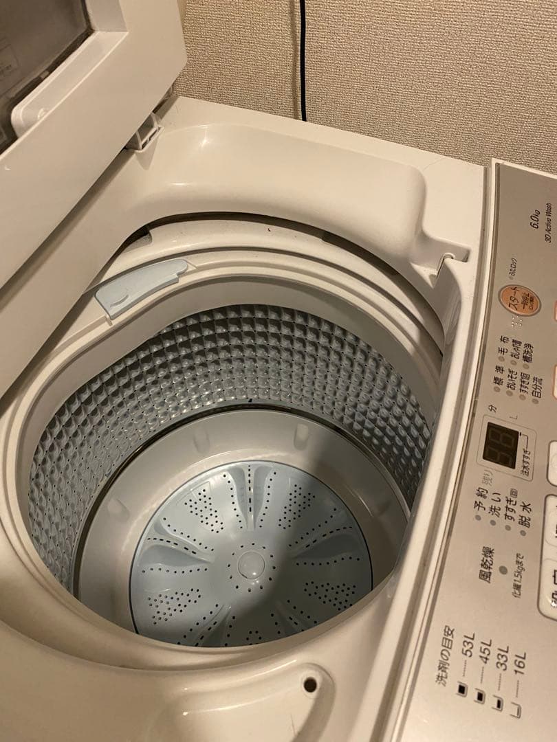 【送料込み】AQUA 全自動洗濯機縦型6kg AQW-S6M 2022年