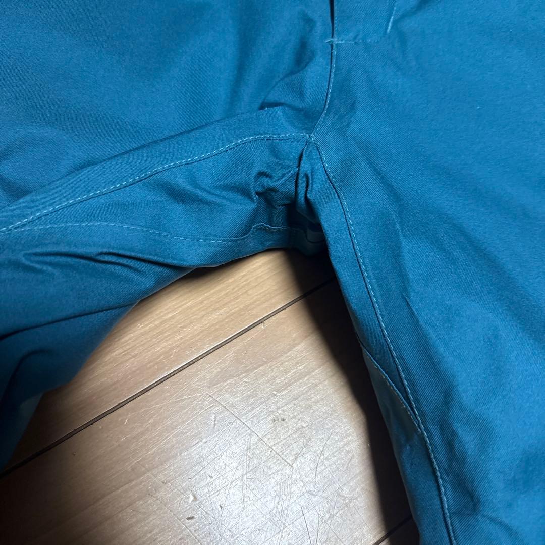 国産ウェア　キッズ　スノーボードウェア　130 プリズム