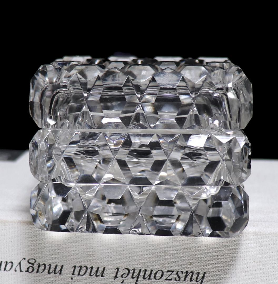 オールド・バカラ 珍品 スクエア型切子蓋物 ダイヤモンドカットディアマン小物入れ