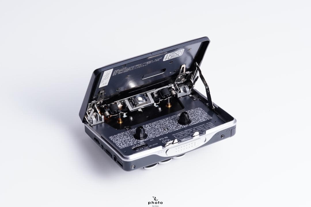 SONY WALKMAN FM/AM カセットウォークマン WM-FX811