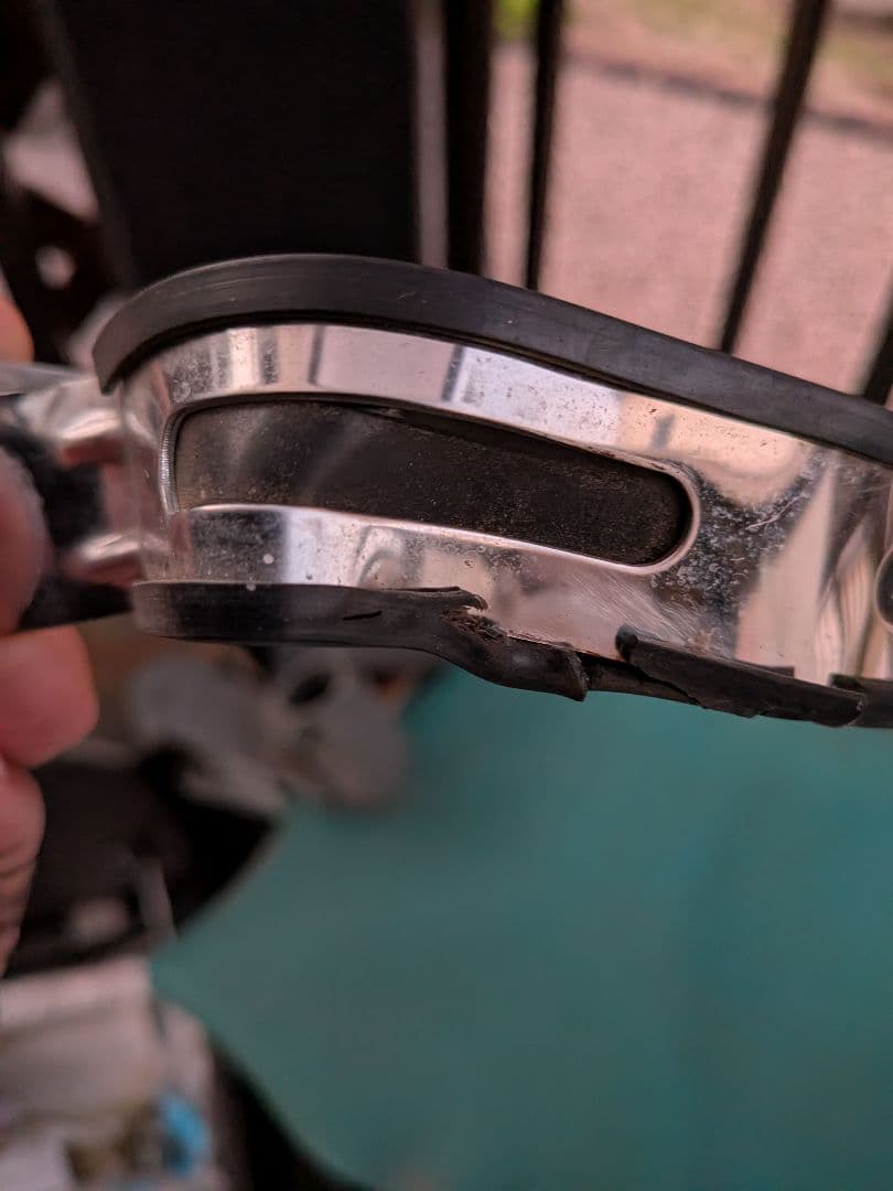 スズキ　ｖストローム２５０マフラー VALIENTE マフラー