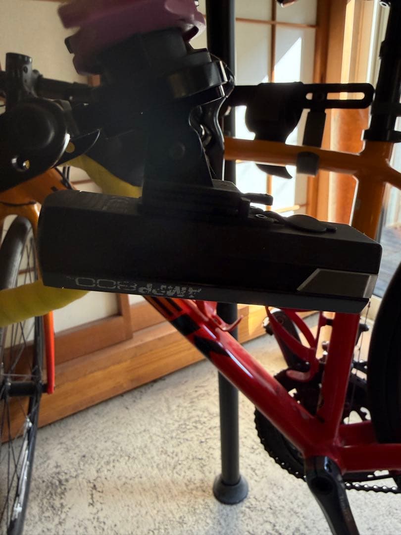 Bianchi ロードバイク via nirone7 sora アクセサリー付き