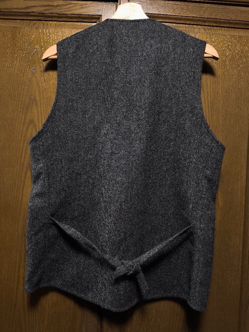 美品　S.E.H KELLY ウールジレベスト　チャコールグレー　サイズS