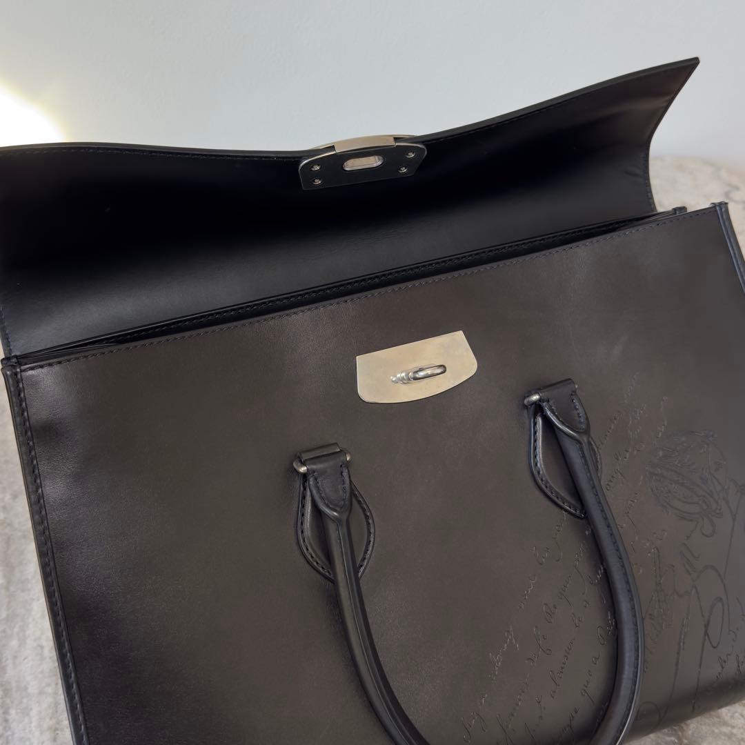 極美品 定価72.6万円 ベルルッティ エミーオ スクリットレザーブリーフケース