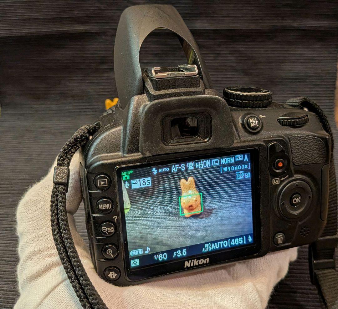 Nikon D3100 レンズキット シャッタ－575枚