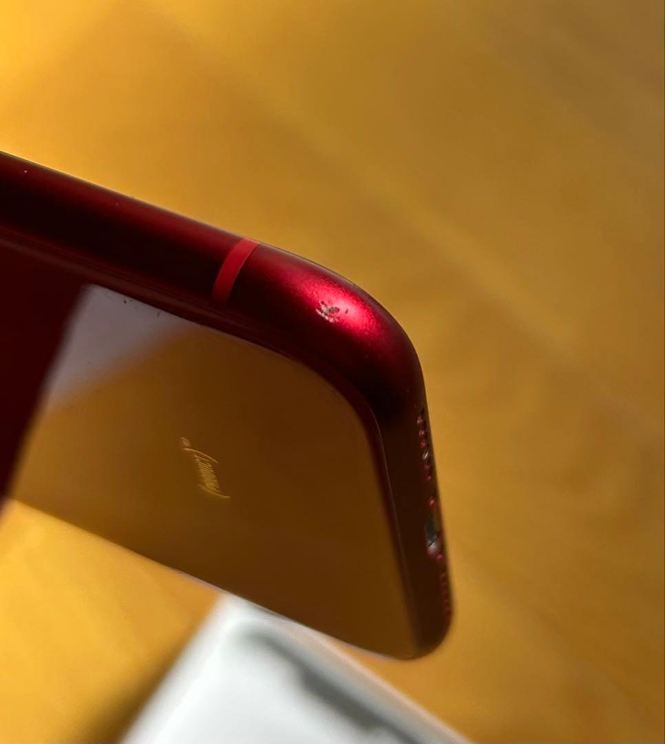 Apple iPhone 11 PRODUCT(RED) 本体　SIMフリー