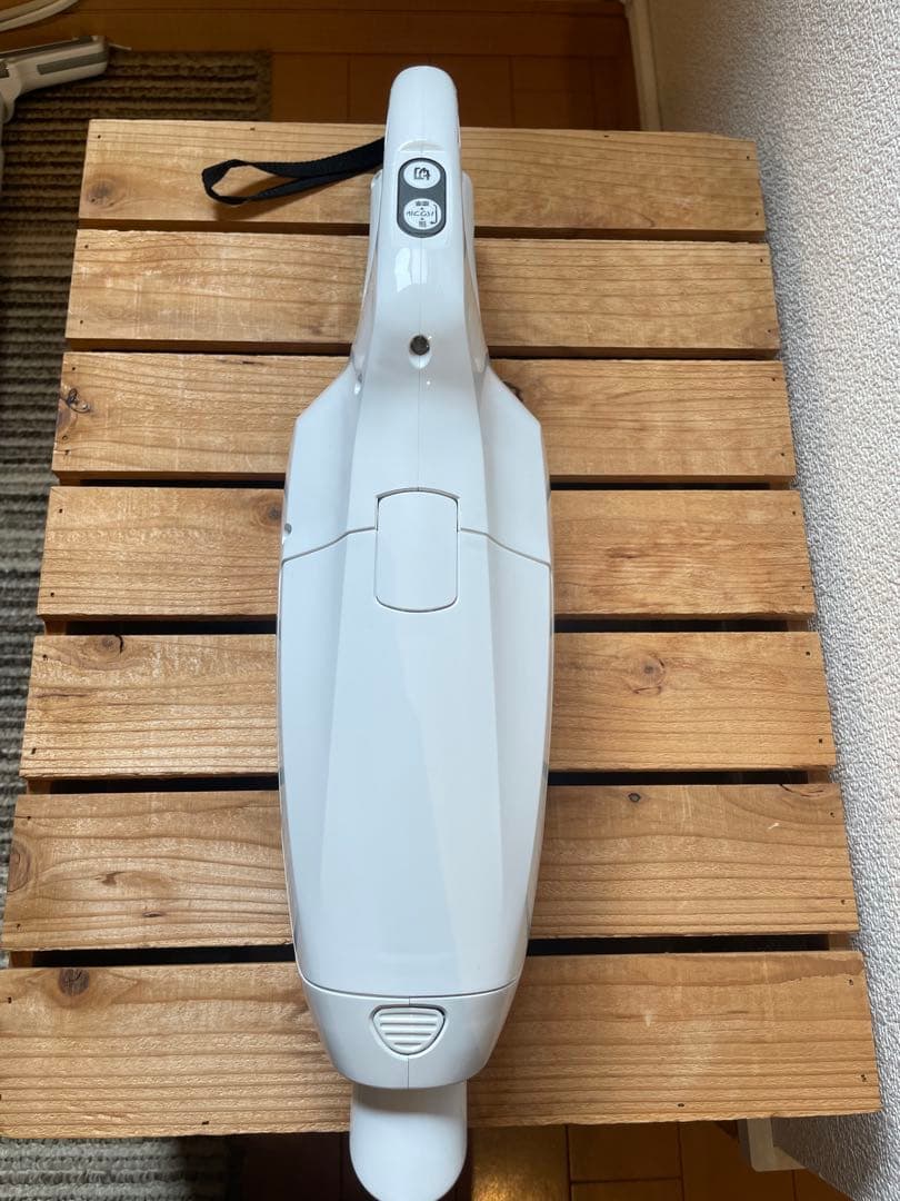 makita マキタ 充電式クリーナー CL107FD ホワイト 掃除機