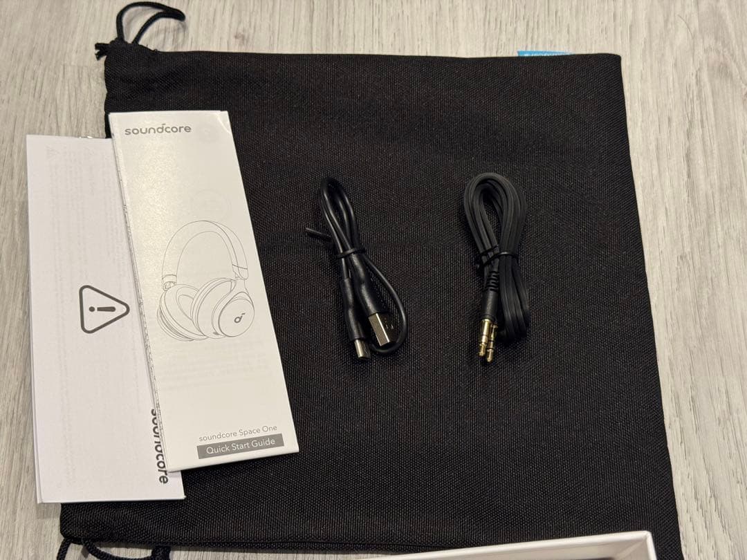 【美品】soundcore Space One ブラック ワイヤレスヘッドホン