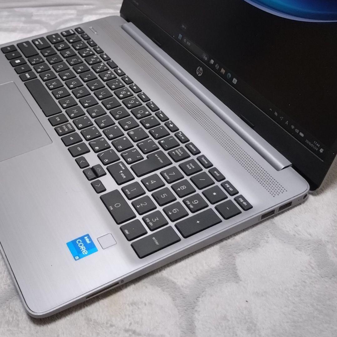 HP 250 G8 11世代 Core i5 値引不可