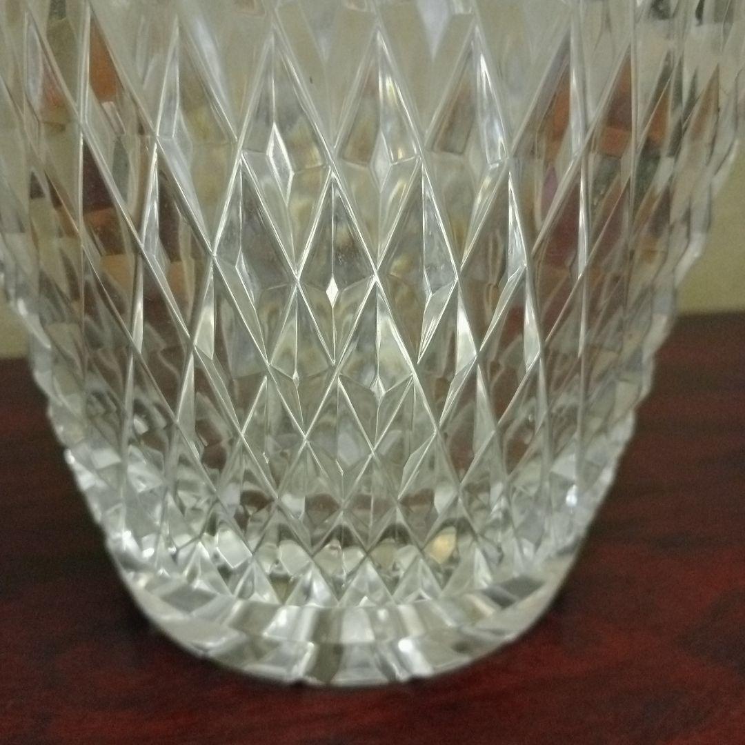 クリスタルガラスの花瓶