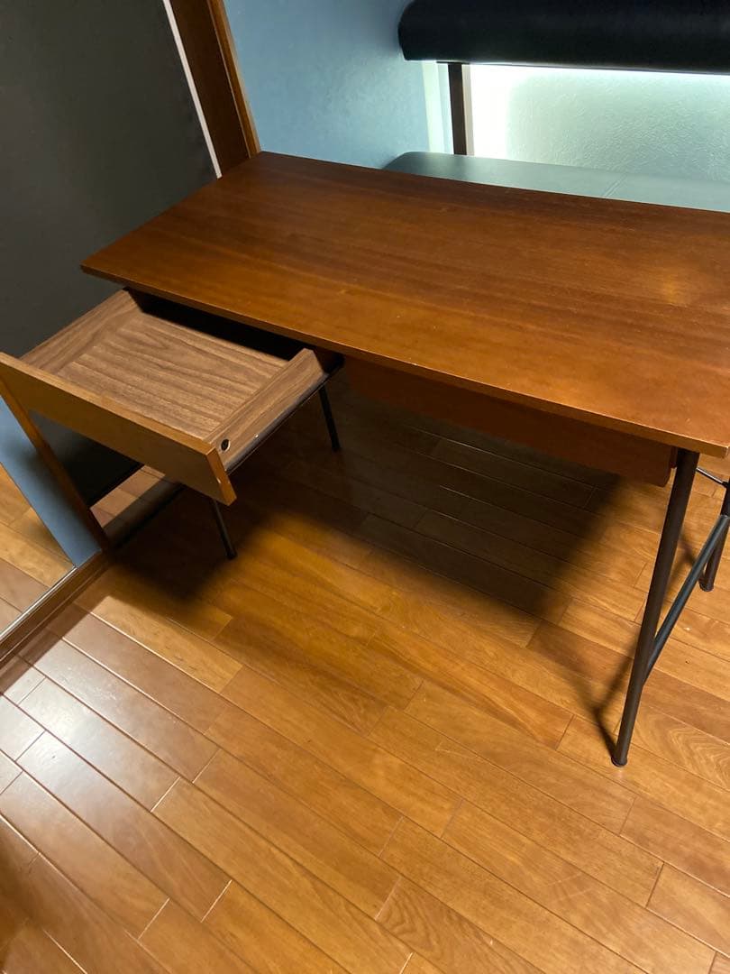 anthem desk 説明書あり　W1000×D450×H720mm