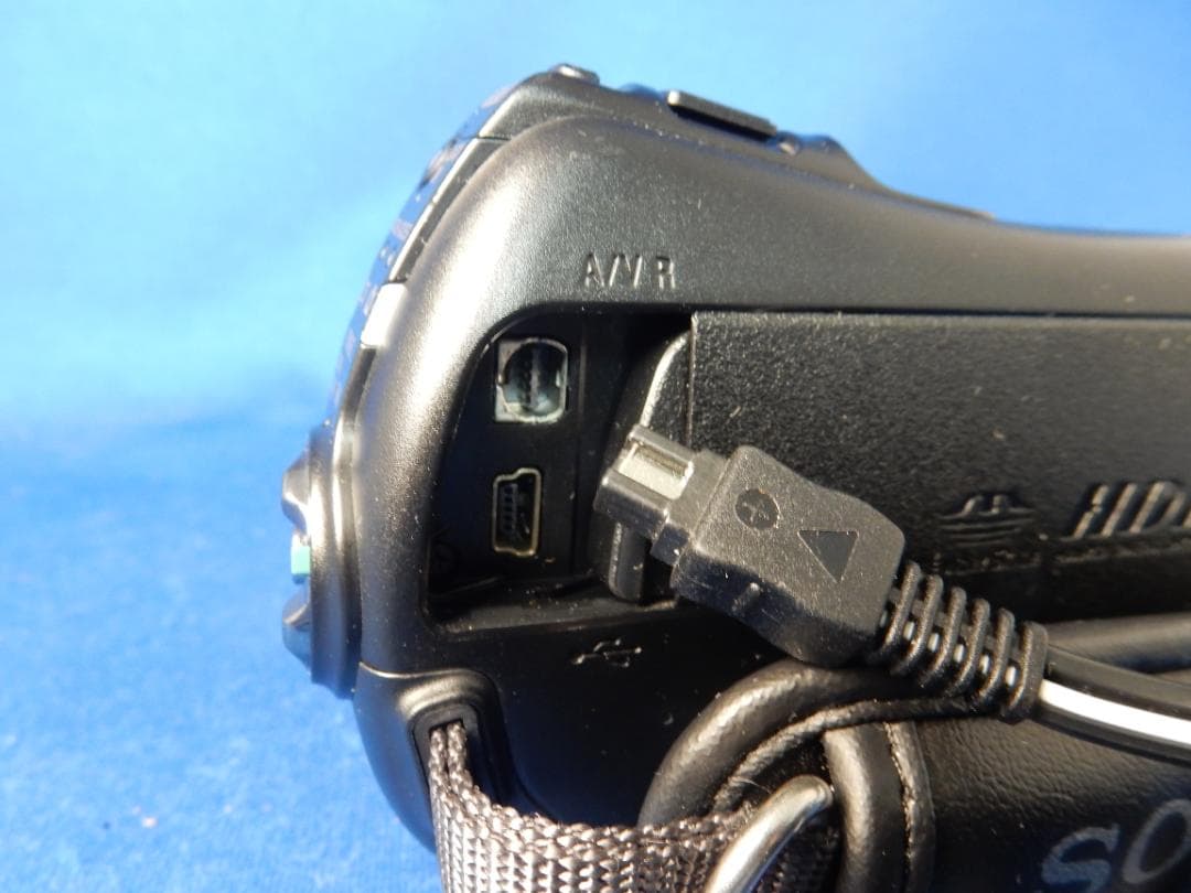 #2788 HANDYCAM DCR-SR220 SONY 美品 新品電池 他