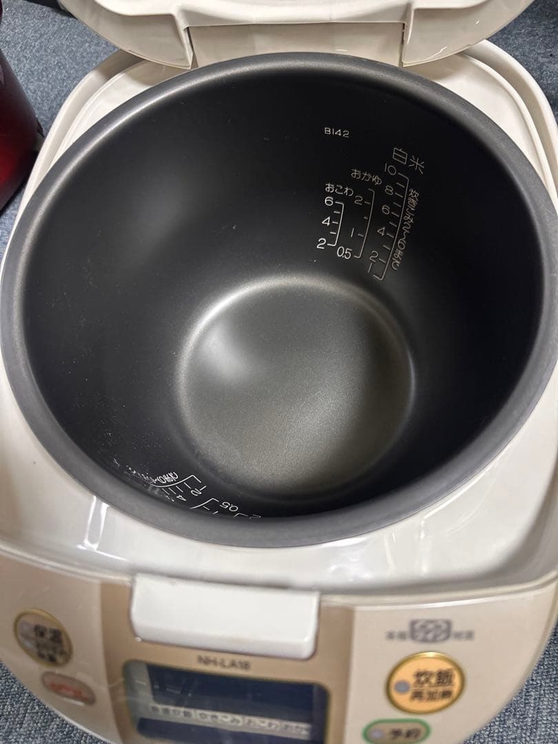 【象印】IH炊飯ジャー 1升炊き NH-LA18 黒まる厚釜