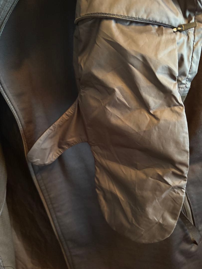 【短時間2回使用美品】NIKE スフィアシールドランナージャケット¥20,900