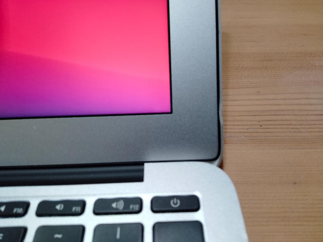 MacBook本体 MacBook Air (11-inch, Mid 2013)