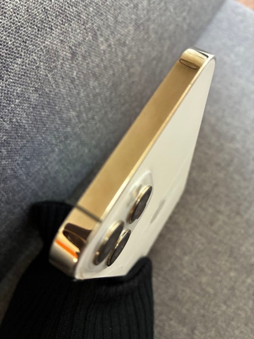 iPhone12 Pro【背面ひび割れあり】