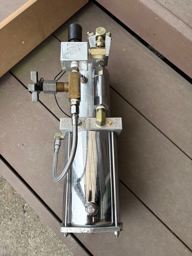 ハイドロ　ポンプ　ローライダー　キャデラック　インパラ　タウンカー　マルゾッキ