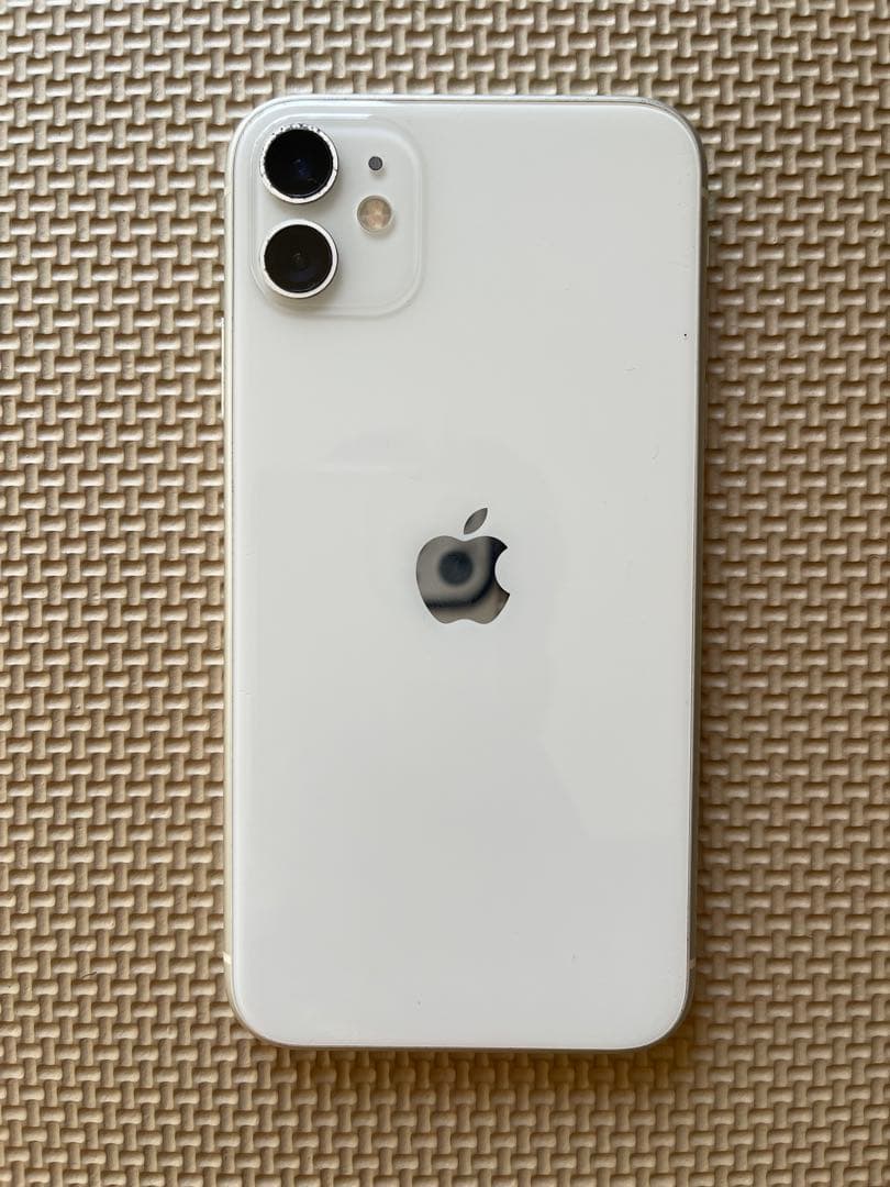 iPhone 11 ホワイト 64GB 本体