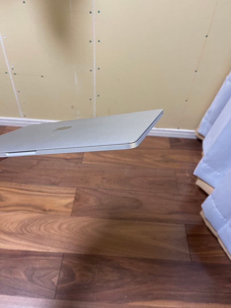 Apple MacBook Pro 13インチ 2020