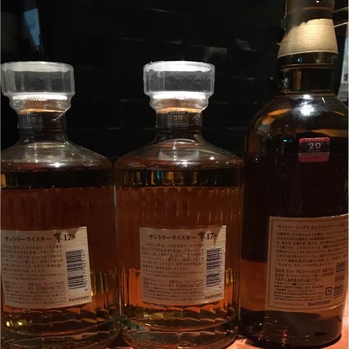サントリーウィスキー響17年×2  山崎12年×1