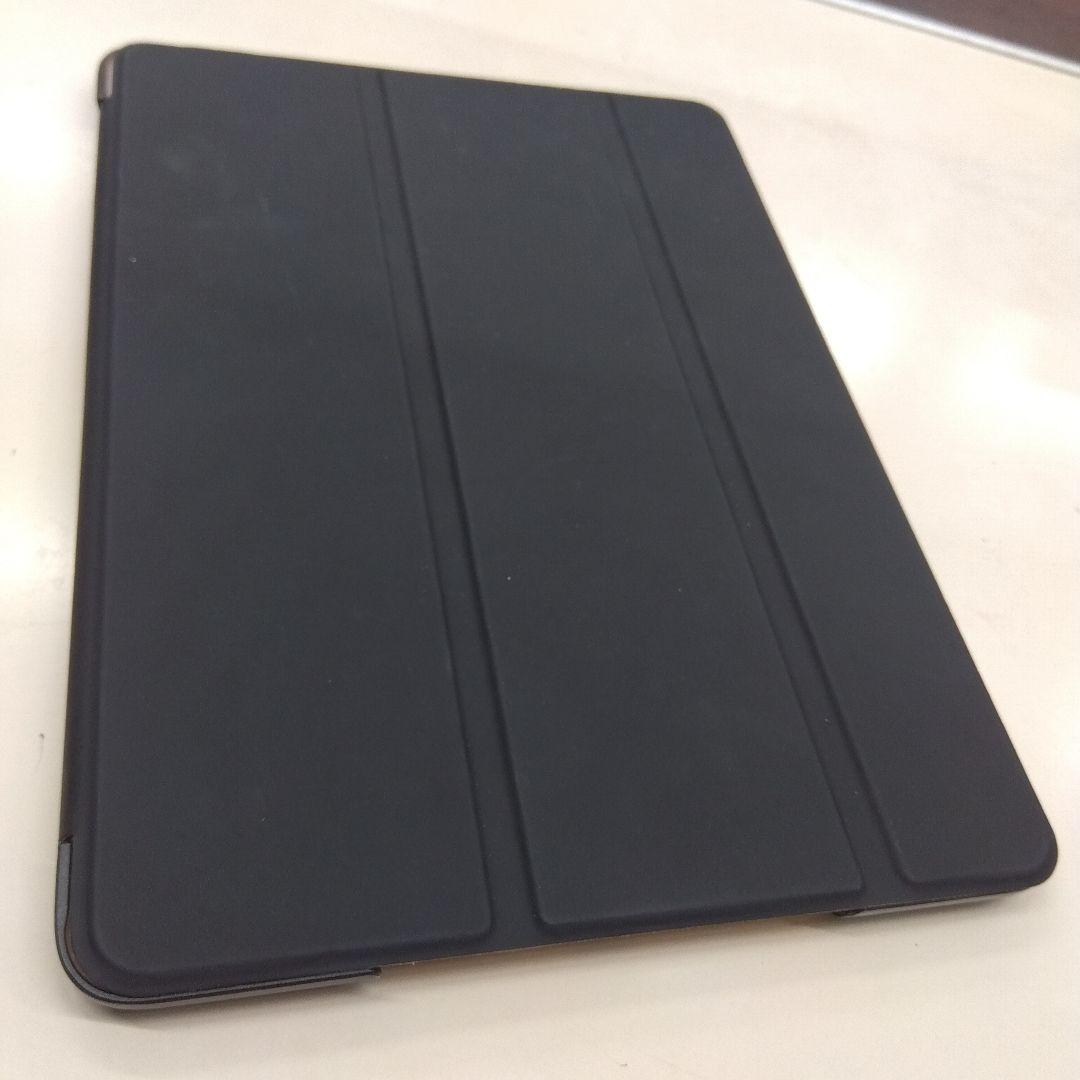 Ipad 第6世代32GB WI-FIモデル　ケース付き