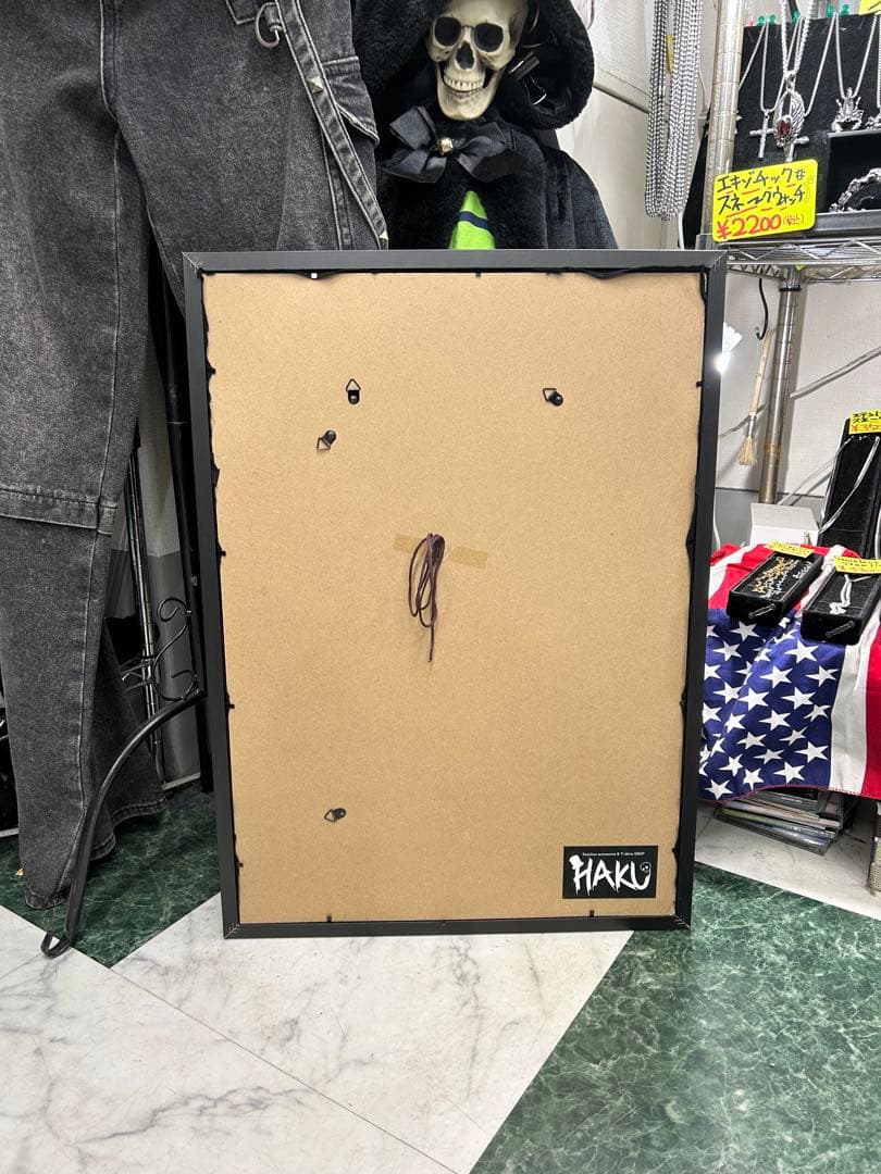 お部屋のインテリアに最適！フレーム付★インパクト大★暗闇で光る龍★A2サイズ