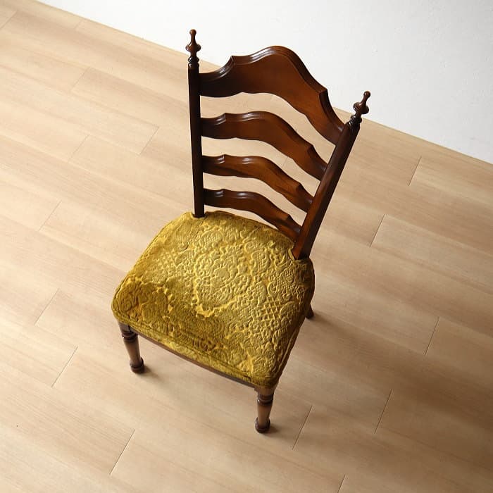 ヴィンテージ カリモク ダイニングチェア レトロ ベロア 鋲打