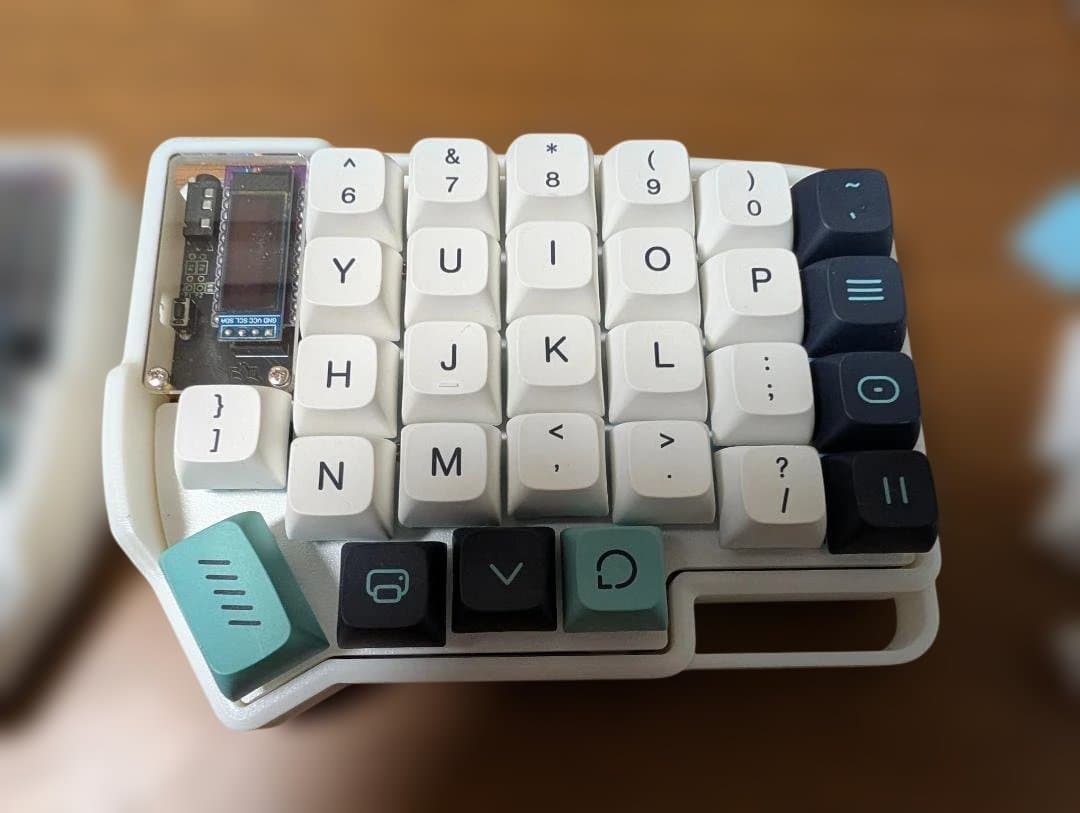 Lily58 Pro 自作分割メカニカルキーボードVial対応