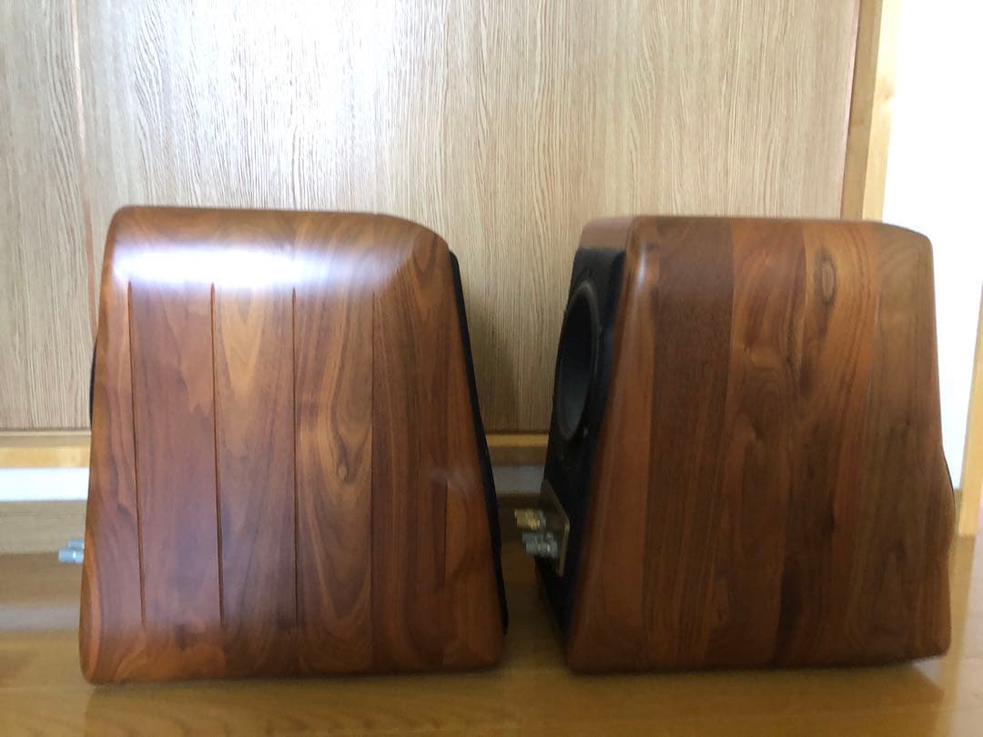 1台の出品です。Sonus faber ELECTA AMATOR II